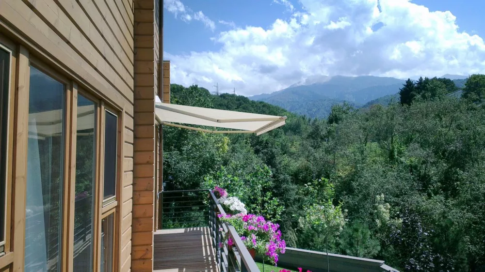 Open Cassette Awning