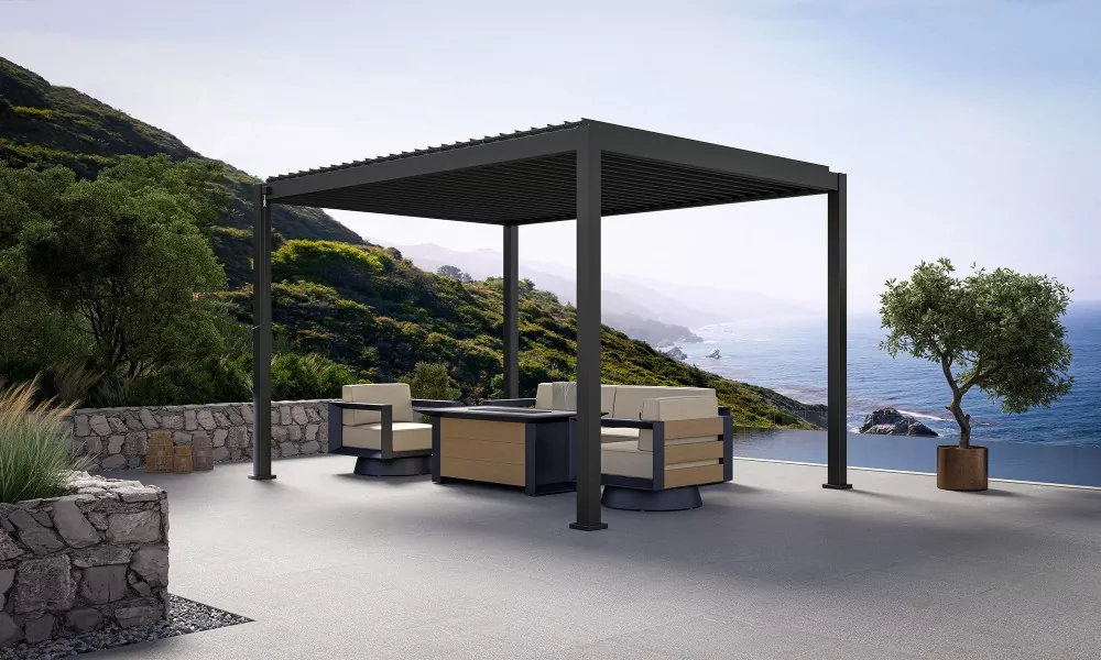 Adjustable Louvered Roof Pergola